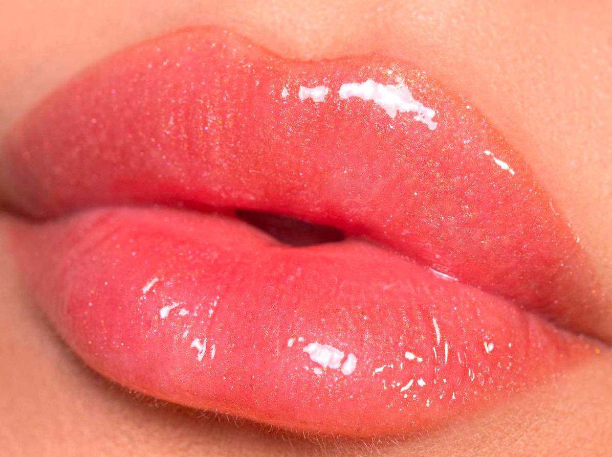 Instant Tips for Plumping Your Lips